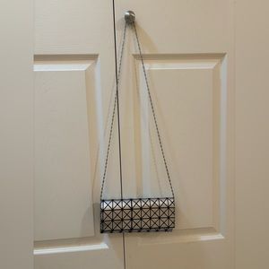 Metha crossbody purse